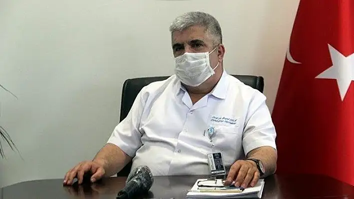 Bilim Kurulu Üyesi Prof. Dr. Çelik: 'Olay o kadar çok abartıldı ki insanlar ekmeği yıkayacak duruma geldiler'