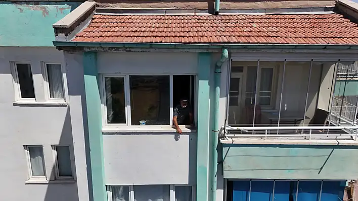 Binalar engel olamadı: 15. katta bal hasadı