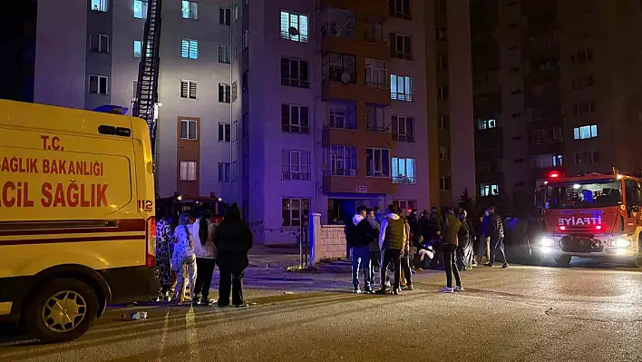 Kayseri'de korku dolu anlar: Apartmanda yangın çıktı