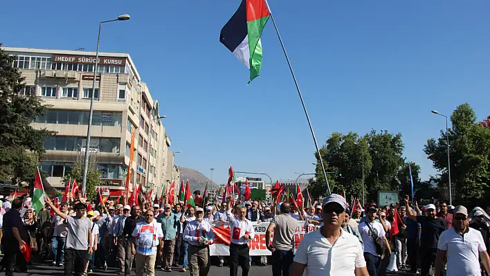 Binlerce Kayserili, Filistin'in özgürlüğü için yürüdü