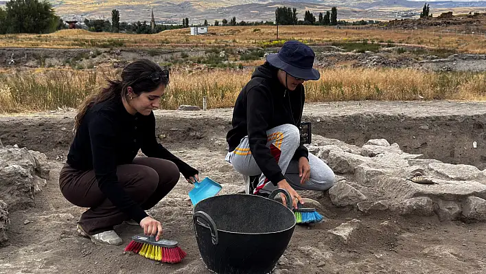 Binlerce yıllık sırlar Kültepe'de gün yüzüne çıkıyor!