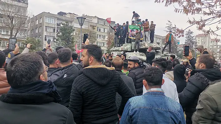 Bir dönem sona erdi! Kayseri'de de kutlama yapıldı