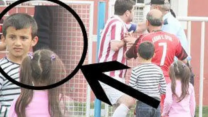 BiR FUTBOL DüŞüNüN Ki…