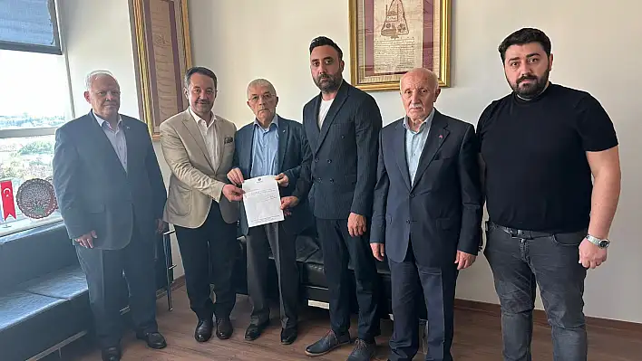 Birlik Vakfı Kayseri Şubesinde bayrak değişimi