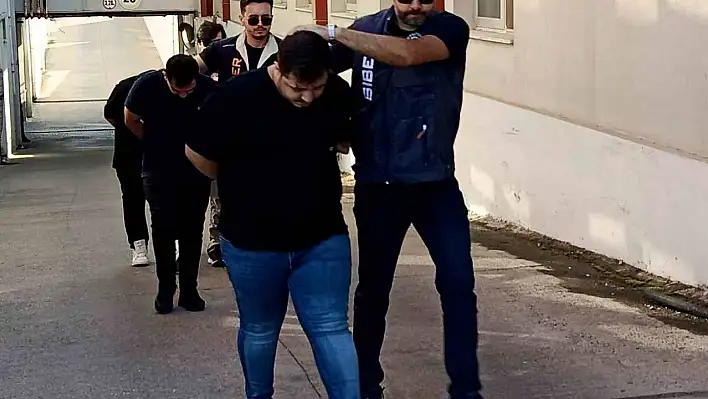 Boğa almak isterken 600 bin TL'yi kaptırdılar