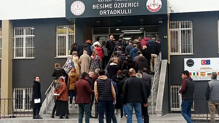 Bu kez sınava öğretmenler girdi