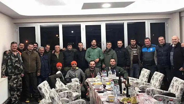 Bulgar avcılardan Pınarbaşı'da domuz avı!