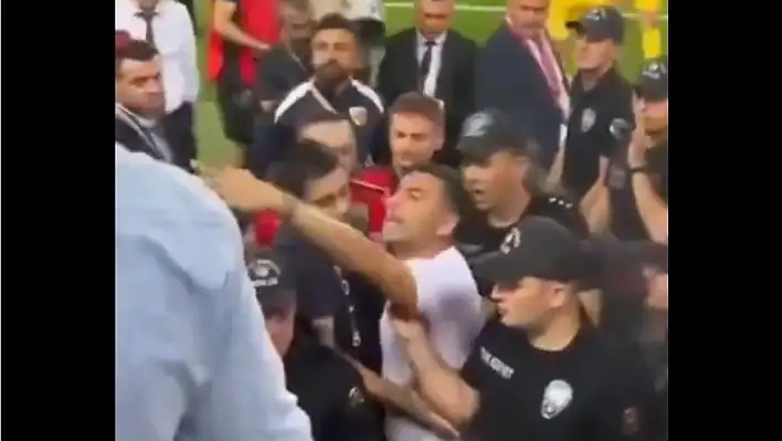 Burak Yılmaz'ın isyanı: Ne yapacağız maçı mı satacağız!