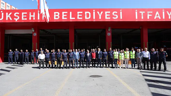 Büyükkılıç: 'Alnınızdan öpüyorum iyi ki varsınız'
