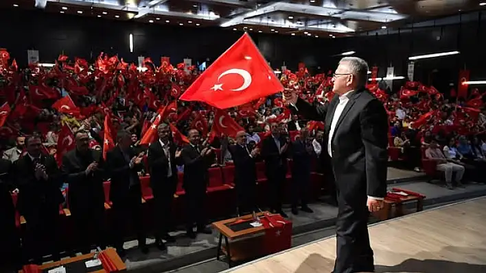 Büyükkılıç: Her yatırımımızda gençlerimizi merkeze alıyoruz