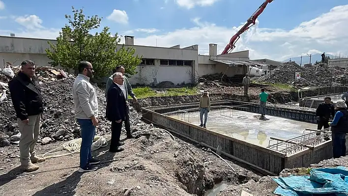 Büyükkılıç, inşaat çalışmalarını yakından takip ediyor