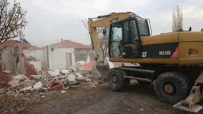 Büyükkılıç 'Karacaoğlu Mahallesinde Değişim ve Yenileme çalışması devam ediyor'
