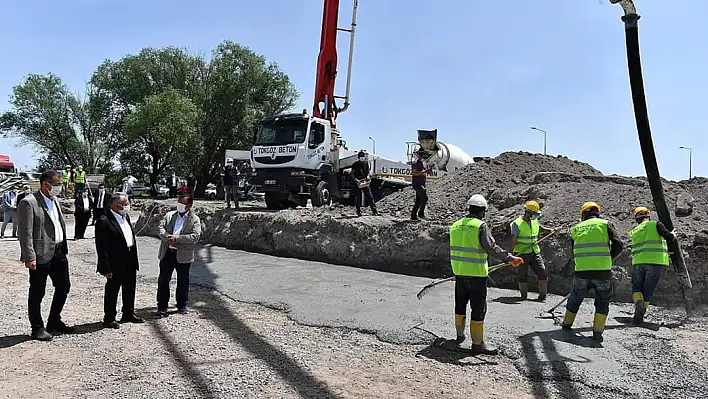 Büyükkılıç Okçuluk ve Atıcılık Merkezi inşaatını inceledi
