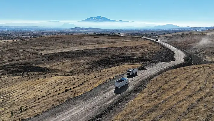 Büyükkılıç: Yolları yapmak yetmez, gönüllere yol döşemek önemli