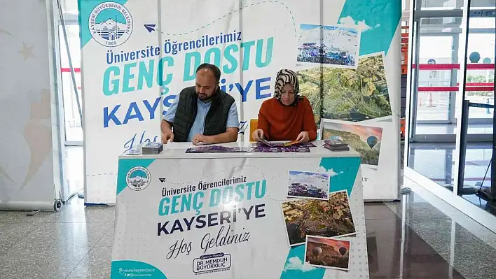 Büyükşehir 10 bin üniversiteliye 'hoş geldiniz' dedi