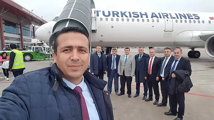 AK Parti'nin Büyükşehir adayı Büyükkılıç'ın ekibi de İstanbul yolcusu