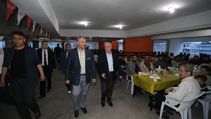 Büyükşehir, 3 bin 500 kişiye iftar yemeği verdi