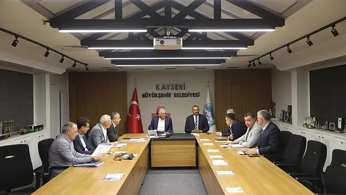Büyükşehir'de Sarıoğlan toplantısı: Hangi projeler konuşuldu?