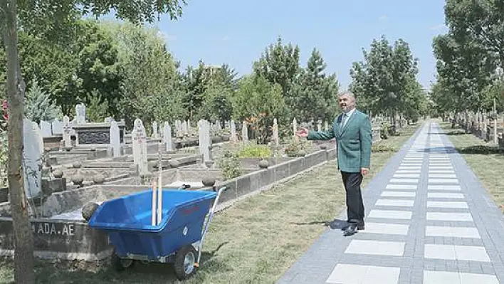 Büyükşehir'den yeni mezar ve bakım ihalesi
