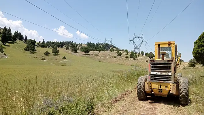 Büyükşehir'den kırsalda arazi ve yayla yollarında çalışma