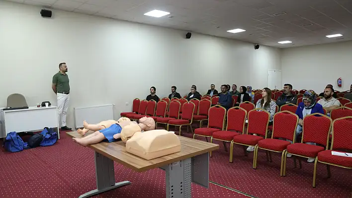 Büyükşehir'den personeline hayat kurtaran eğitim