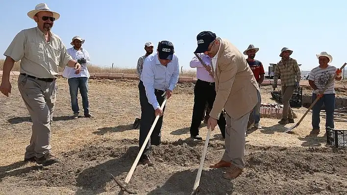 Büyükşehir'den tarihi destek
