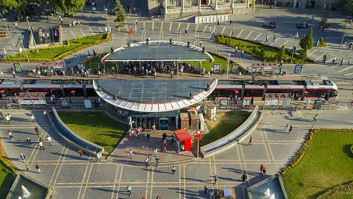 Büyükşehir duyurdu: Tramvay reklam alanları ihaleye çıkıyor