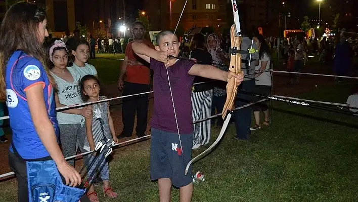 Büyükşehir 20 günde 30 bin kişiye spor yaptırdı