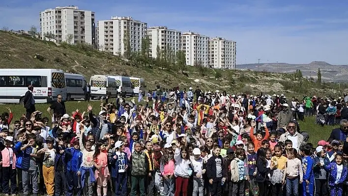 Büyükşehir Kayseri'yi yeşillendiriyor