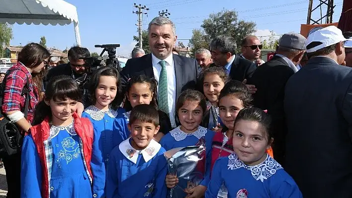 Büyükşehire bağlı birimler 23 Nisan'da çocuklara ücretsiz