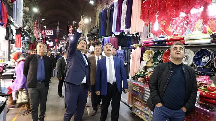 Çarşıda Değişim Provası Yaptı