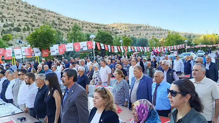 CHP'den Akkışla'da görkemli kutlama