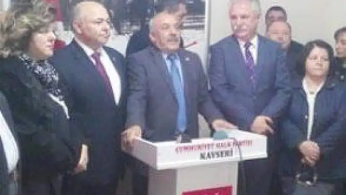 CHP KOCASİNAN İLÇE BAŞKANLIĞINDA MAZHAR OĞUZ ÖZSOY DÖNEMİ 