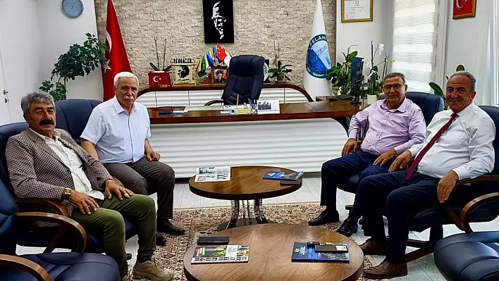 CHP'li Belediye Başkanları Felahiye'de bakın neden toplandı?