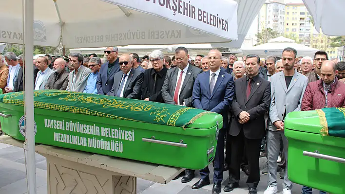 CHP'li isim son yolculuğuna uğurlandı