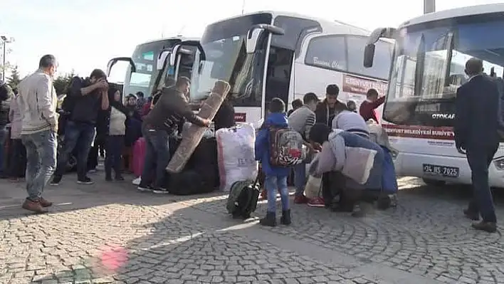 CHP'li isimden belediyeye Suriye'ye otobüs kaldırın çağrısı