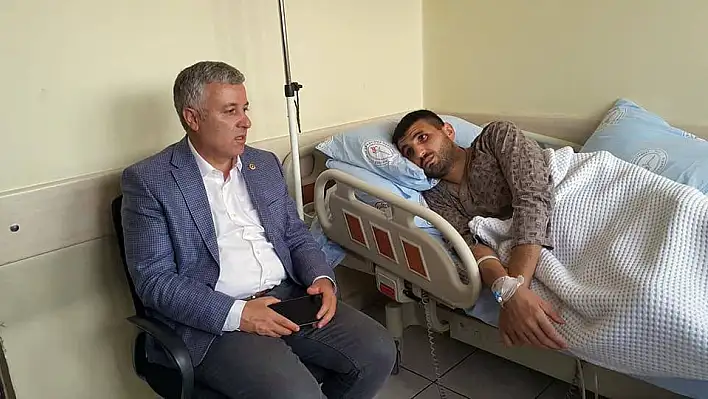 CHP'li vekil Arık'tan akrabası olan yaralı askere ziyaret