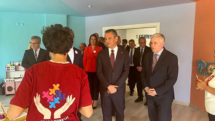 CHP'nin toplantısına Çetin Arık damga vurdu