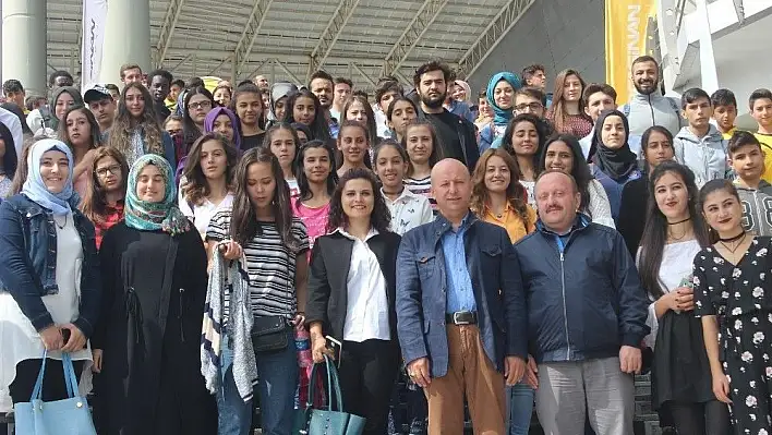 "Çocukların yüzü güldüğünde bütün dünyanın yüzü gülüyor"