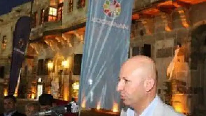  ÇOLAKBAYRAKDAR'DAN MECLİS ÜYELERİNE İFTAR