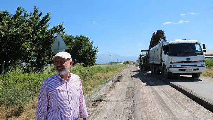 Çolakbayrakdar: Kırsal mahallelerimizin de kaderi değişiyor