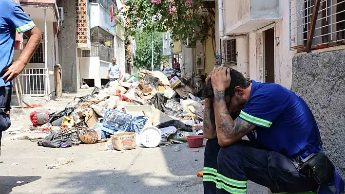 Belediye işçisi o kokuya dayanamayıp hastanelik oldu