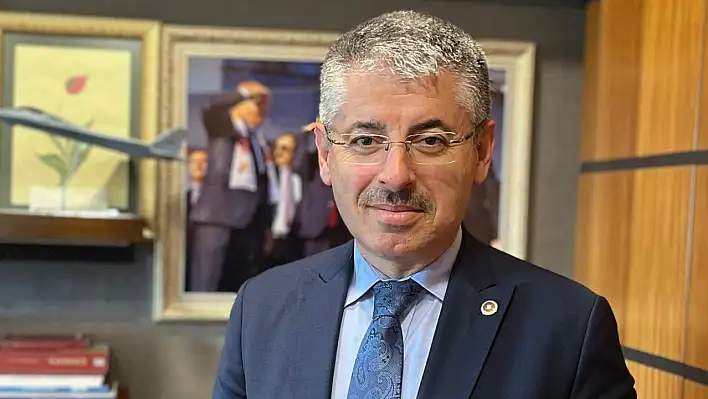 Çopuroğlu, Gazeteciler ve Basın Bayramı'nı kutladı
