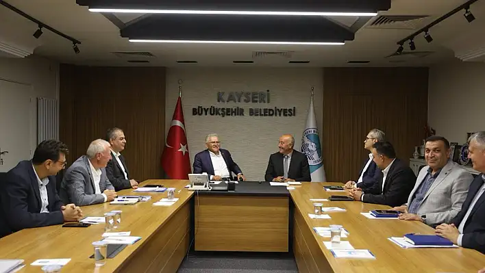 Cumhur ittifakı belediyeleri Kayseri'de ortak istişarede buluştu