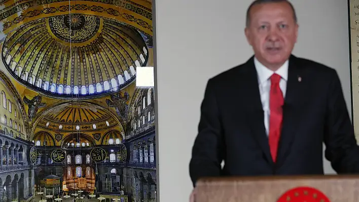  Cumhurbaşkanı Erdoğan: 'Ayasofya'nın cami olması gecikmiş bir yeniden silkiniştir'