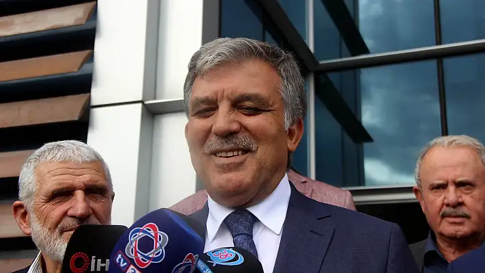 Son Dakika... 11. Cumhurbaşkanı Gül yeni parti sorusuna cevap vermedi!
