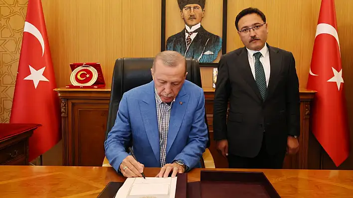 Cumhurbaşkanı'ndan Valiliğe ziyaret