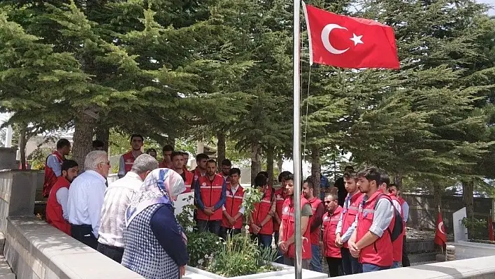 Damla Gönüllülerinden Anlamlı Ziyaret
