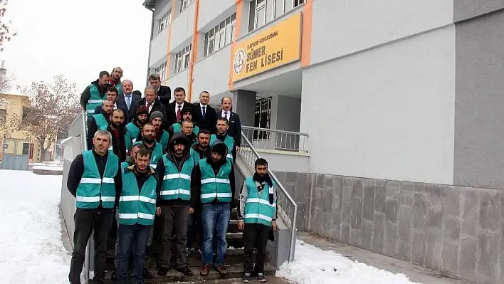 Denetimli Serbestlik kapsamında yükümlüler okulların bakımını gerçekleştiriyor