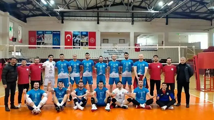 Develi Belediyespor zirve takibini sürdürüyor